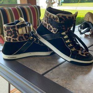 Leopard print high top sneakers